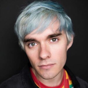 Awsten Knight Bio, Net Worth, Age, Single, Height, Ethnicity, career