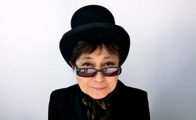 What is the Net Worth of Yoko Ono? House, Mansion, Cars, Earnings