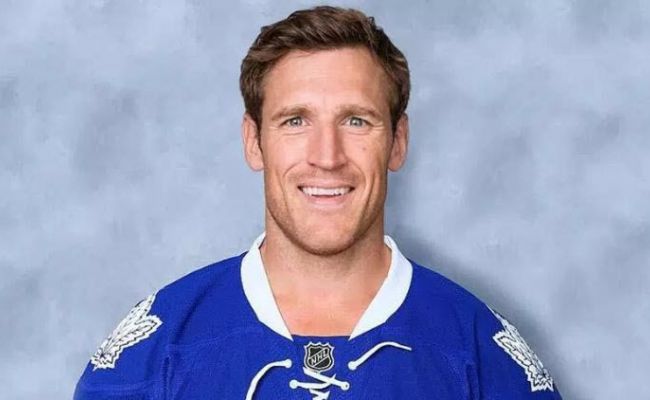 What is the Net Worth of Brooks Laich? House, Mansion, Cars, Earnings