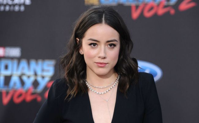 What is the Net Worth of Chloe Bennet? House, Mansion, Cars, Earnings
