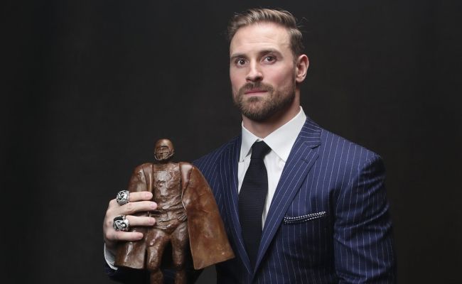 What is the Net Worth of Chris Long? House, Mansion, Cars, Earnings