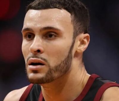 Larry Nance Jr.