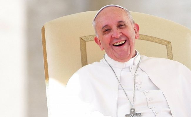What is the Net Worth of Pope Francis? House, Mansion, Cars, Earnings