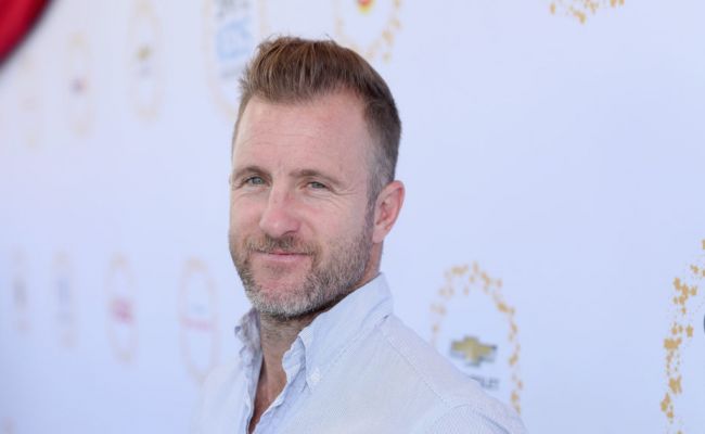 What is the Net Worth of Scott Caan? House, Mansion, Cars, Earnings