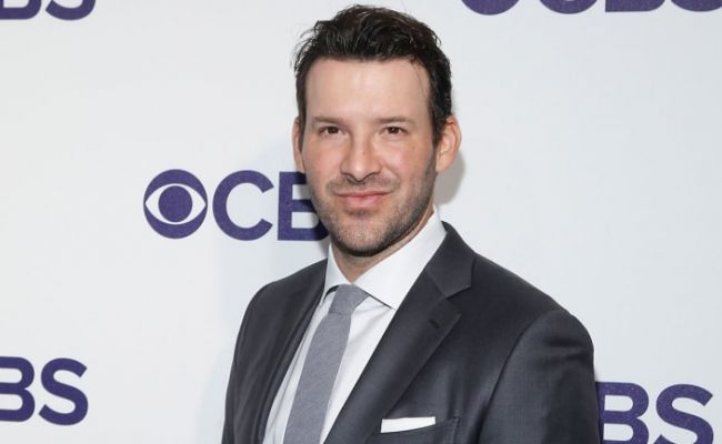 What is the Net Worth of Tony Romo? House, Mansion, Cars, Earnings