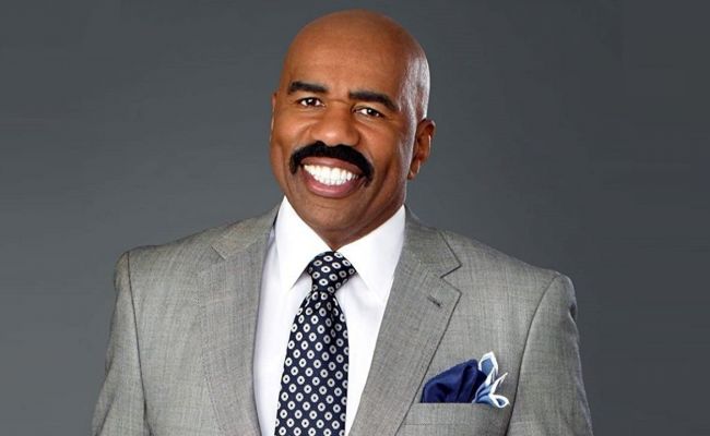 What is the Net Worth of Steve Harvey? House, Mansion, Cars, Earnings