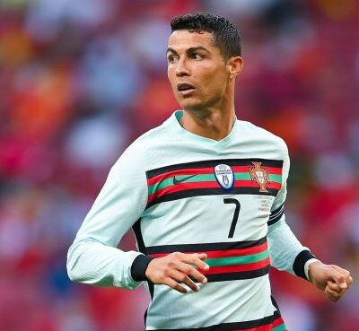 12-reasons-why-ronaldo-is-the-best