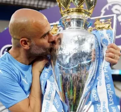 Manchester City is under pressure to lift the trophy