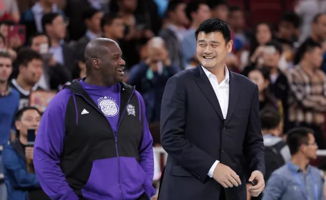 Shaquille O'Neal Apologizes to Yao Ming
