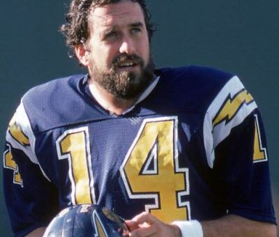 Dan Fouts