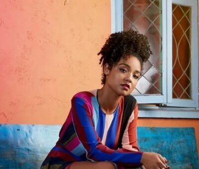 Aisha Dee